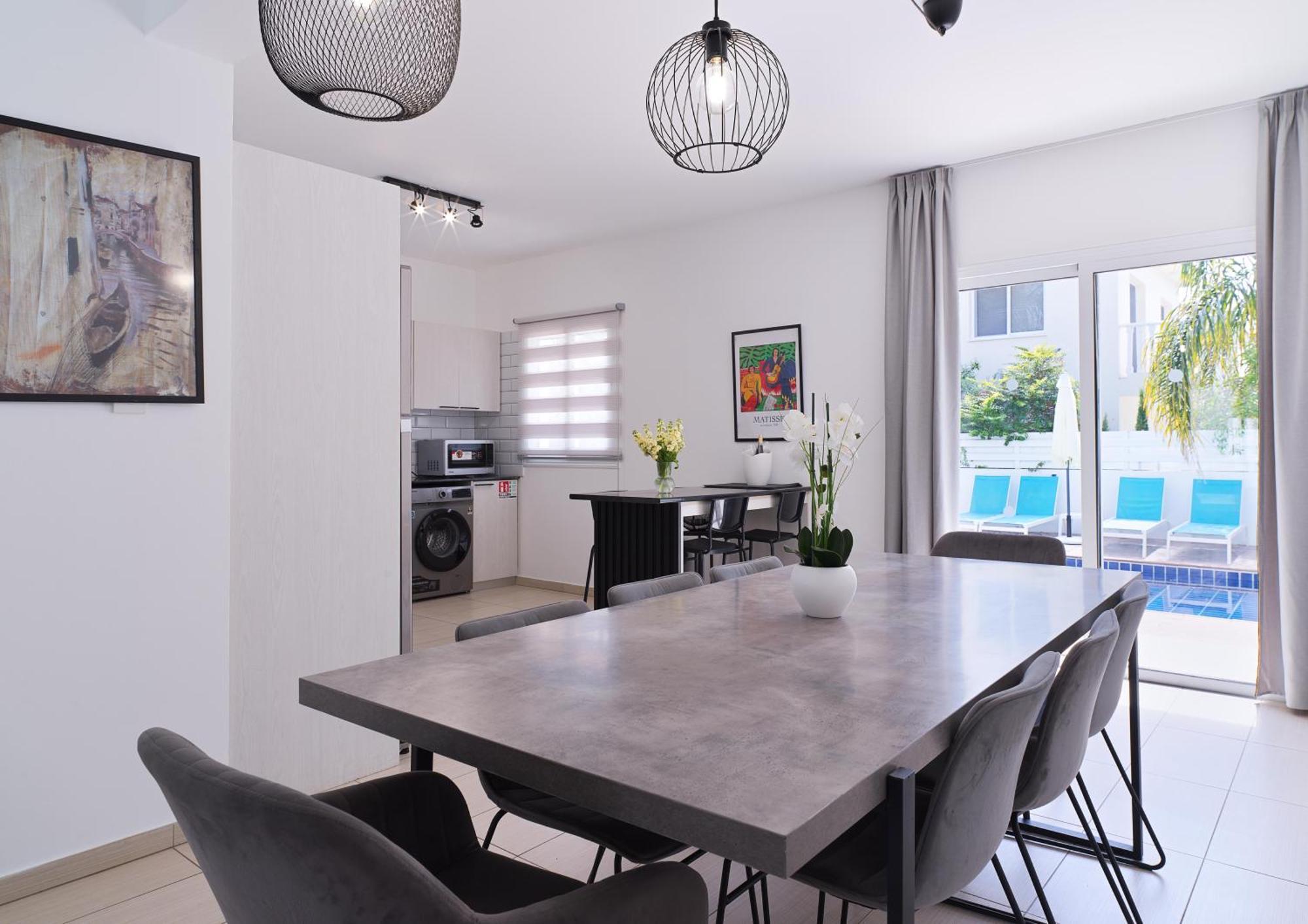 Luxvillasrentals Villa Agia Napa